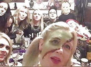 MANY HORNY MILFS!!