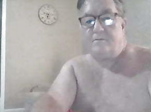 Daddy cums on cam