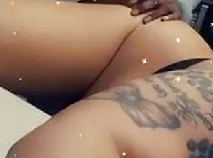 Amatir, Berkulit hitam, Gambar/video porno secara  eksplisit dan intens, Wanita gemuk yang cantik, Dapur, Tato, Kasar