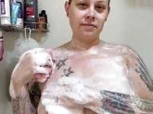 Baignade, Masturbation, Milf, Maman, Belle femme ronde, Doigtage, Point de vue, Douche, Solo, Cocu