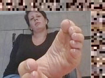 Wrinkled soles sooooooo delicious????????