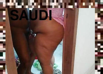 mandi, pembantu-rumah, dubur, arab, hubungan-sex, kasar