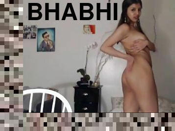 Bhabhi dancing naked