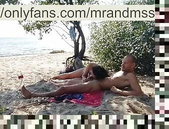 imens-huge, masturbare-masturbation, orgasm, in-afara, public, muie, jet-de-sperma, pula-imensa, milf, adanc-in-gat