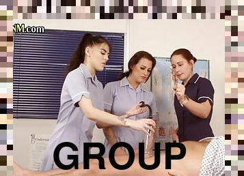 masturbación, enfermera, doctor, paja, sexo-en-grupo, pajeándose, mujer-vestida-hombre-desnudo, hospital, uniforme, dominación-femenina