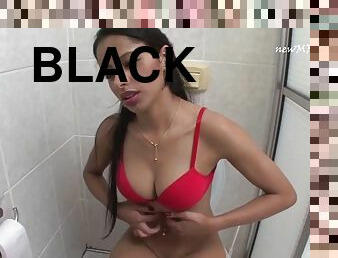 Priscila malth farting in the bathroom