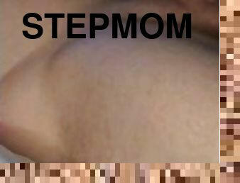 stepmom  sucking me out after a long day .