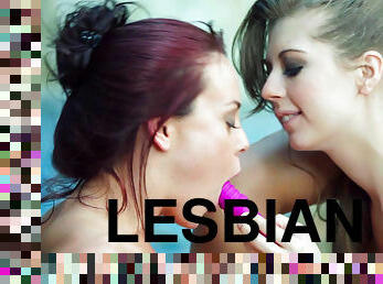 Lesbians having outdoor pleasures