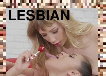 חתיכות, לסבית-lesbian, צעירה-18, חרמןנית, מדהימה