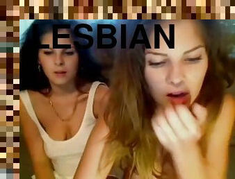 Hot twins on lesbian scene