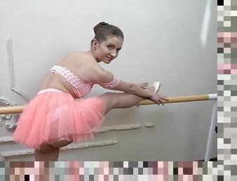 Bad Ballerina Taylor Krystal Loses Ass Fuck Virginity