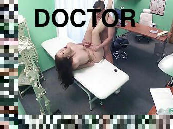 A doctor fucks a Czech girl to multiple orgasms after a medical checkup