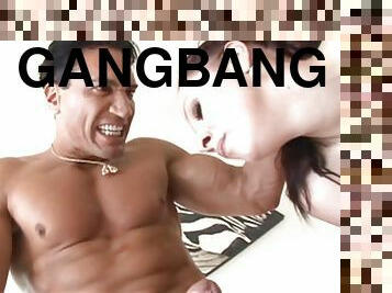 Gianna Michaels hardcore gangbang video