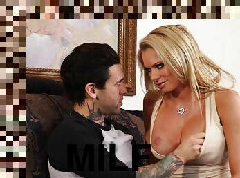 hot MILF Briana Banks hardcore sex video