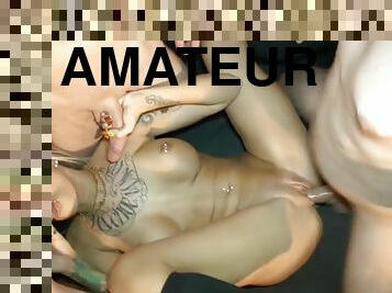 gros-nichons, levrette, vieux, amateur, fellation, ejaculation-sur-le-corps, énorme-bite, ados, allemand, gangbang