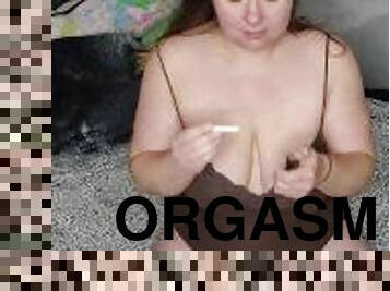 paroasa, sfarcuri, orgasm, pasarica, amatori, cu-degetelul, sperma, pirsing, fetish, fuimand