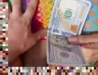 Jovencita prepago se deja grabar y follar sin condon por dinero !