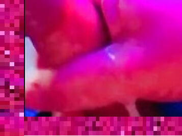 mastubasi, amatir, gambarvideo-porno-secara-eksplisit-dan-intens, handjob-seks-dengan-tangan-wanita-pada-penis-laki-laki, sperma, tertangkap, seorang-diri, meja, penis