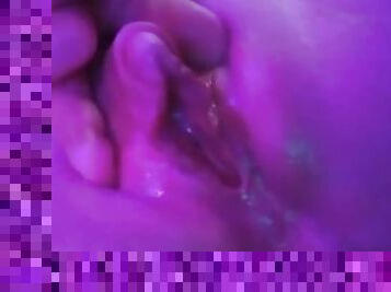 Very hungry wet pussy squirt