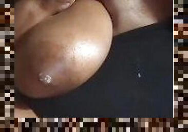 tetas-grandes, pezones, orgasmo, amateur, negra-ebony, madurita-caliente, masaje, recopilación, regordeta, primera-persona