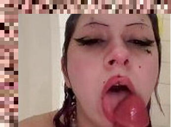 Dumb alt slut sucks squirt juice off dildo