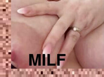 Huge Tiity MILF Sensual Tease