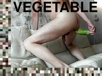 Creamy cucumber, a good summer vegetable for anal insertion