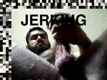 Hot bodybuilder jerking off from worm's eye POV undercarriage