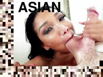 Une Asiatique Gourmande Se Prend Une Faciale Et Me Fait Une Pipe Baveuse