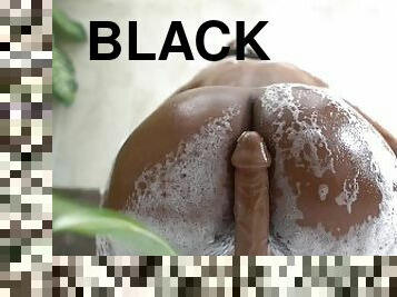 Black DILDO in my jacuzzi I RIDE LIKE A QUEEN!