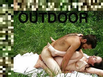 Outdoor Grinding: Barefoot Milf Rubs Hairy Pussy On Cock Sucks Cum Off Tits Humps Her Mans Leg