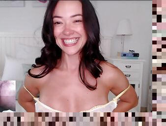Horny MILF webcam sex show