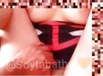 Hotwife Latina culona con grandes tetas ??