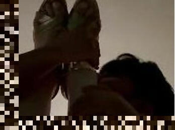 Foot fetish Latino licks my heels while fucking me