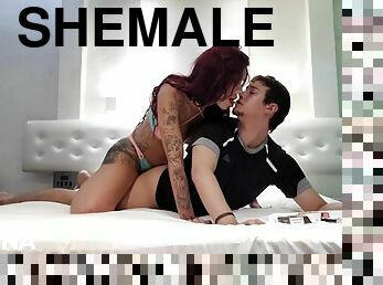 veľké-prsia, doggy-style, obrovské-huge, shemale, anál, hardcore, latinské, pornohviezda, creampie, brazílske