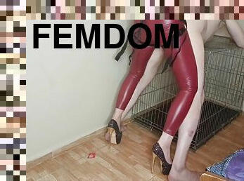 troca-de-papeís, anal, brinquedo, hardcore, bdsm, escravo, latex, domínio-feminino, tatuagem