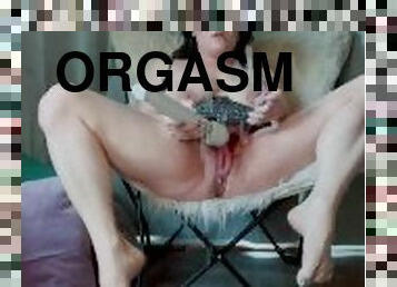 payudara-besar, besar-huge, mastubasi, puting-payudara, orgasme, vagina-pussy, muncrat, gemuk, normal, ditindik