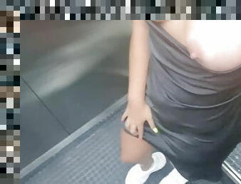 masturbation, public, giclée, amateur, ados, latina, doigtage, horny, mignonne, attrapée