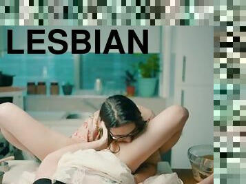 כוס-pussy, לסבית-lesbian, מקניטה