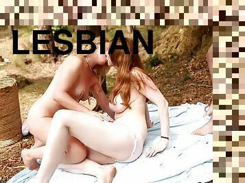 isot-tissit, masturbaatio, ulkotiloissa, julkinen, typykät, lesbo-lesbian, sormettaminen, kolmisin, fetissi