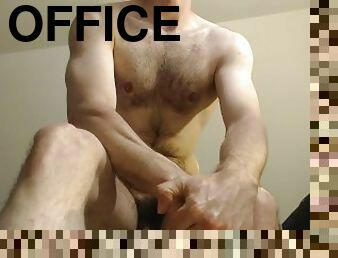 Andyvans webcam boy, appartment office, Belgium 2021 june, eating naked.