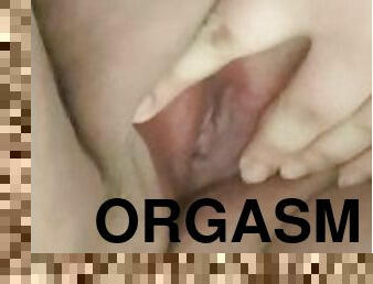 klit, fed, onani, orgasme, fisse-pussy, sprøjte, amatør, teenager, store-sorte-skønheder, sperm