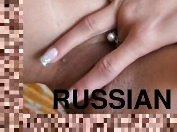 gros-nichons, masturbation, orgasme, chatte-pussy, russe, amateur, doigtage, natte, ejaculation, horny