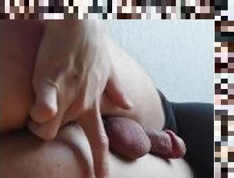 poilue, masturbation, ejaculation-sur-le-corps, jouet, gay, doigtage, secousses, gode, solo, trou-du-cul