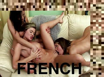 gros-nichons, chatte-pussy, anal, lesbienne, milf, jouet, française, doigtage, trio, baisers