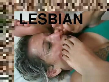 feet lesbian
