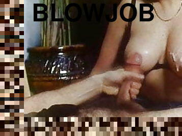 posisi-seks-doggy-style, vagina-pussy, blowjob-seks-dengan-mengisap-penis, cumshot-keluarnya-sperma, antik, bertiga, pakaian-dalam-wanita, amerika, berambut-cokelat