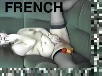 Couch masturbation 48 years Manon from France