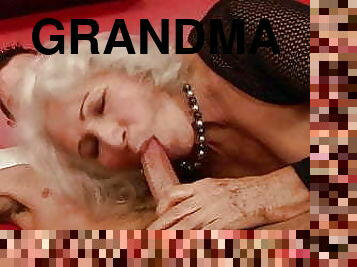 babcia, stare, napalona, pieprzenie, starsi, wagina, lizanie-tyłka