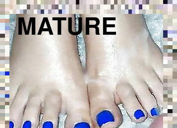 toes cum loads feet &amp; shoejob o3